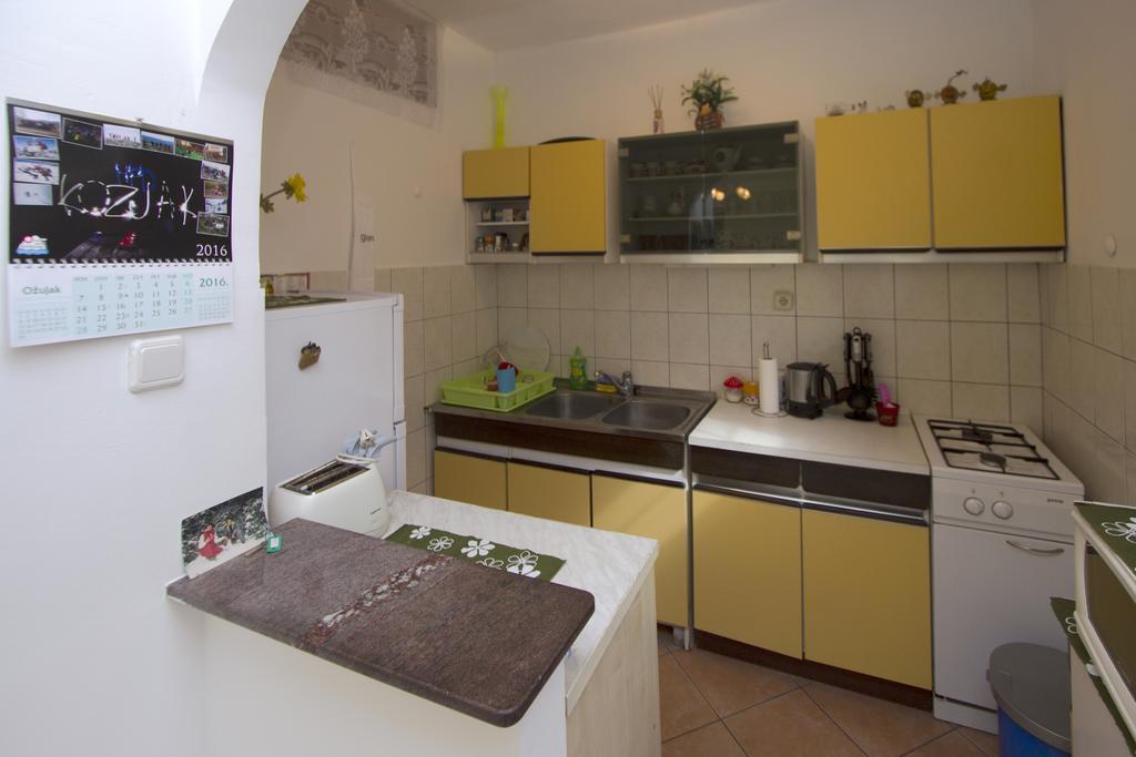 ספליט Guest House With Garden - Zuvan מראה חיצוני תמונה