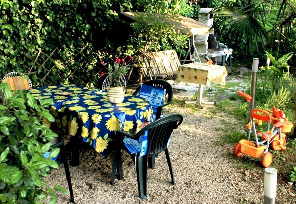 ספליט Guest House With Garden - Zuvan מראה חיצוני תמונה