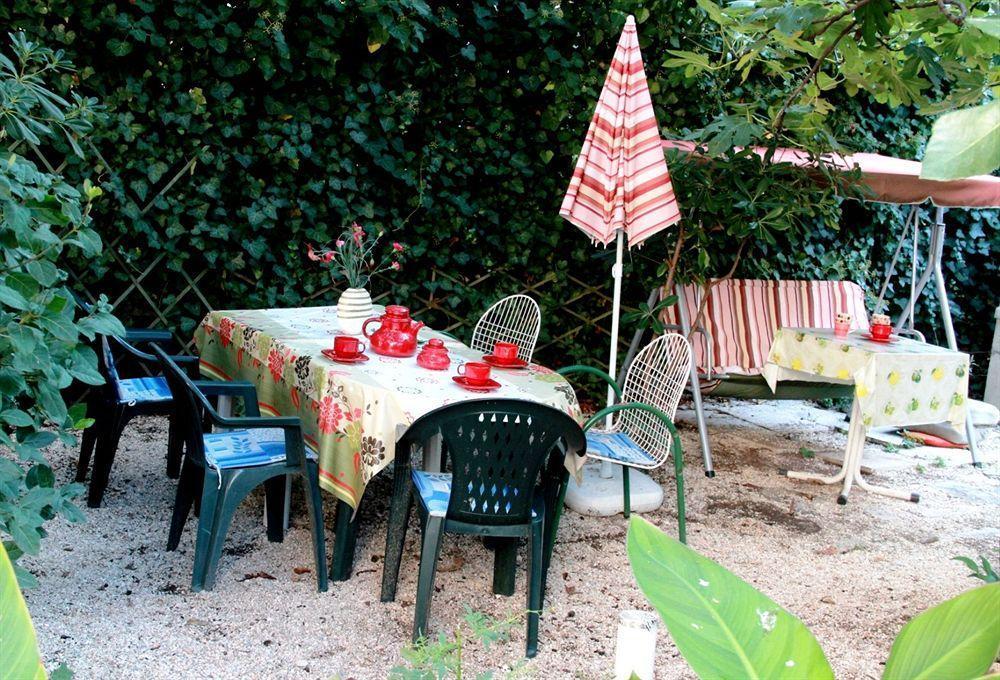 ספליט Guest House With Garden - Zuvan מראה חיצוני תמונה