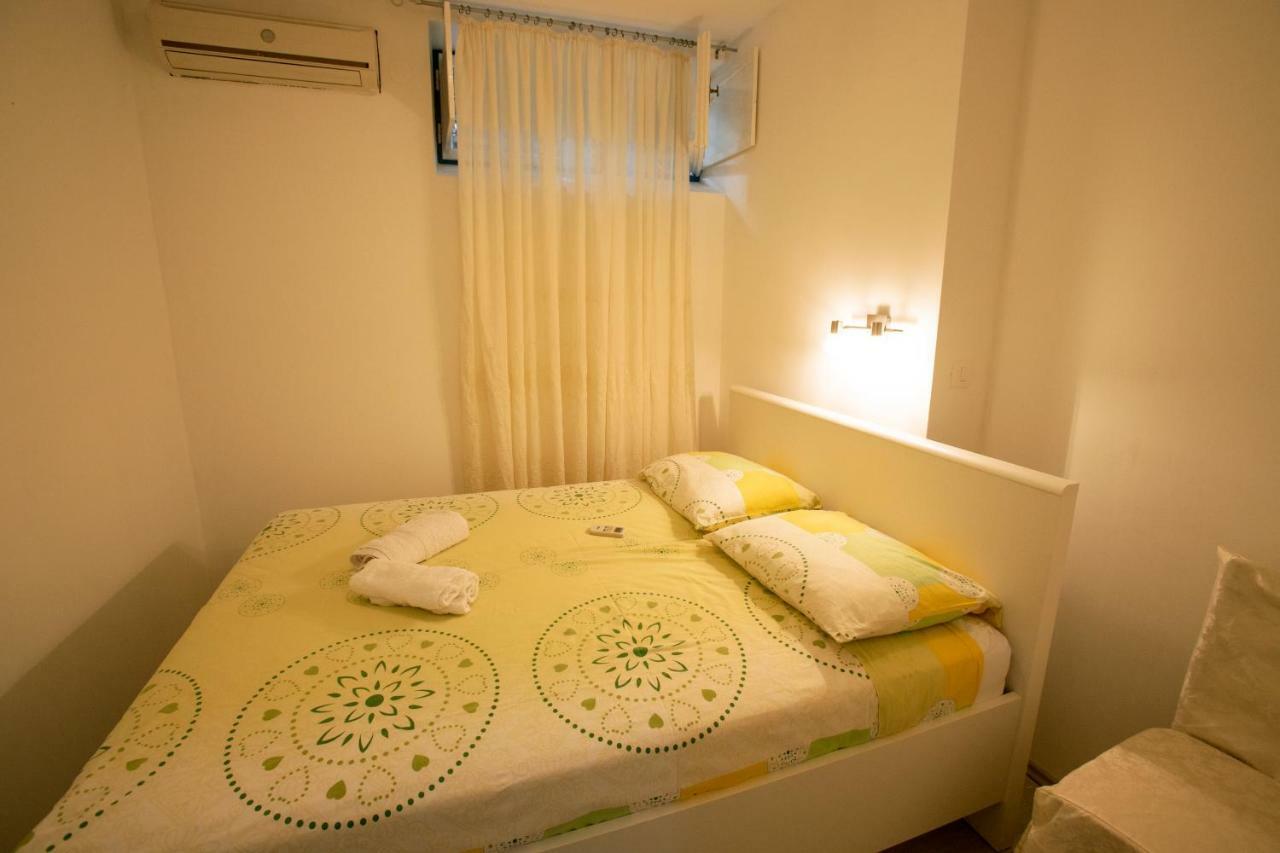 ספליט Guest House With Garden - Zuvan מראה חיצוני תמונה